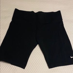 Nike Sportwear Leg-A-See Bike Shorts black XL
